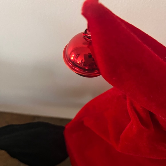 Disney Park Christmas Musical Hats Mickey and Minnie Mouse set of 2 - Picture 12 of 16